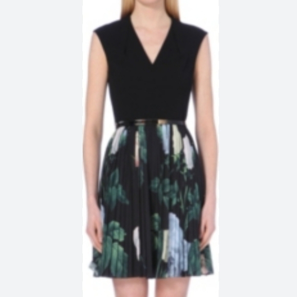 Beulah Niaa Mixed-Media Pleated Dress Girly Feminine Floral Romantic Wedding M - Picture 1 of 9